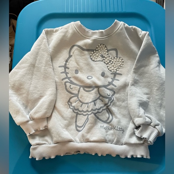 Girls Hello Kitty sweater - Picture 1 of 3
